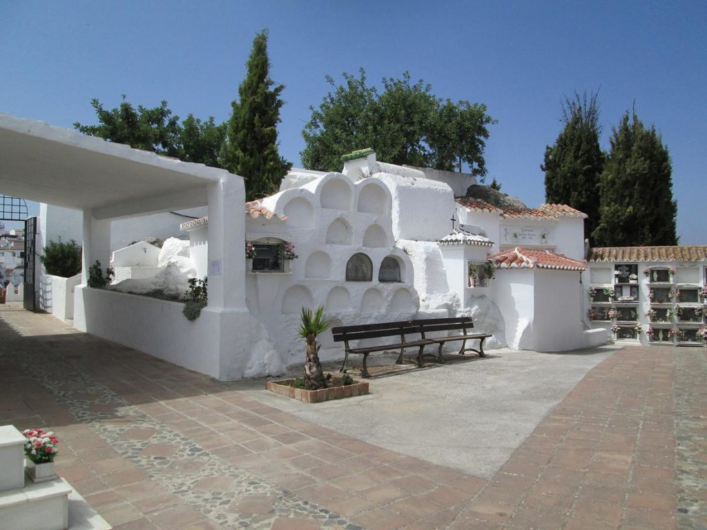 Cementerio en Comares, Málaga